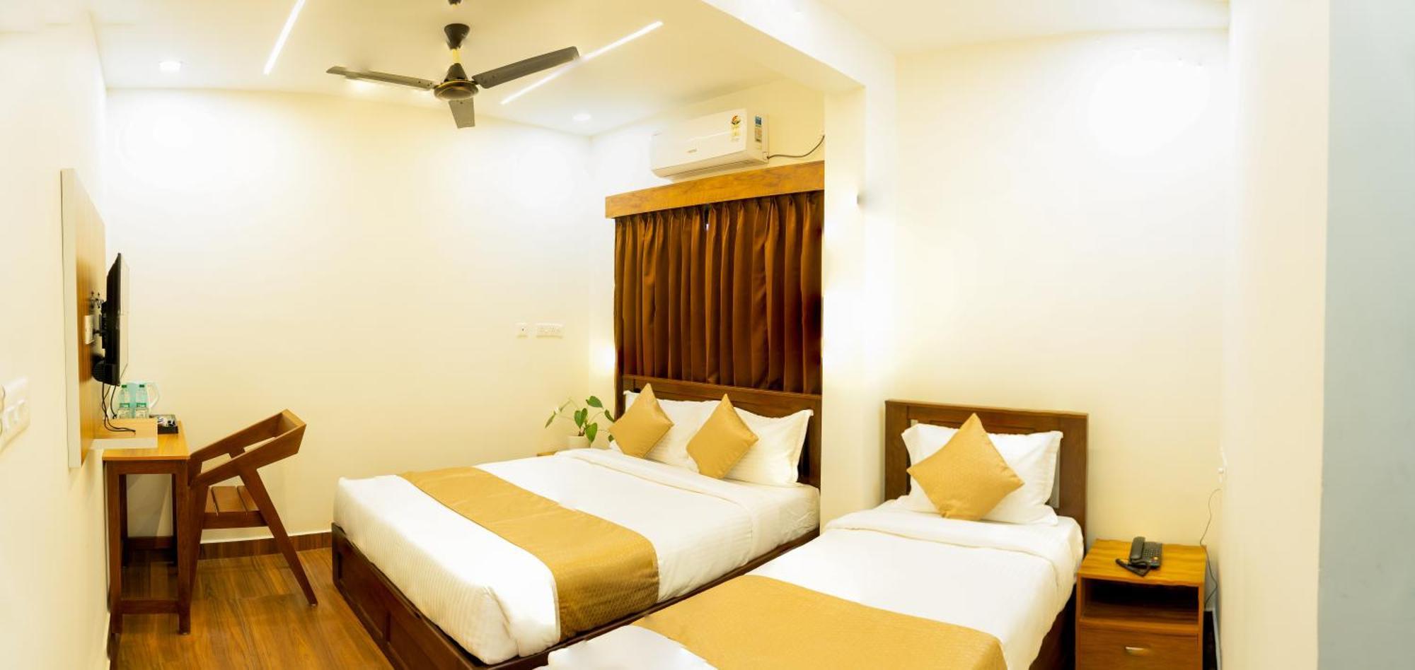 Hotel Fly View Airport Residency Nedumbassery Esterno foto