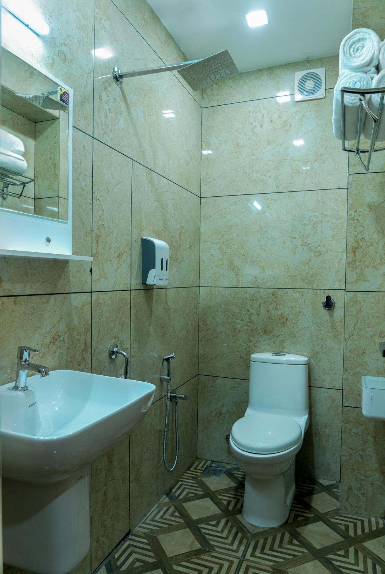 Hotel Fly View Airport Residency Nedumbassery Esterno foto