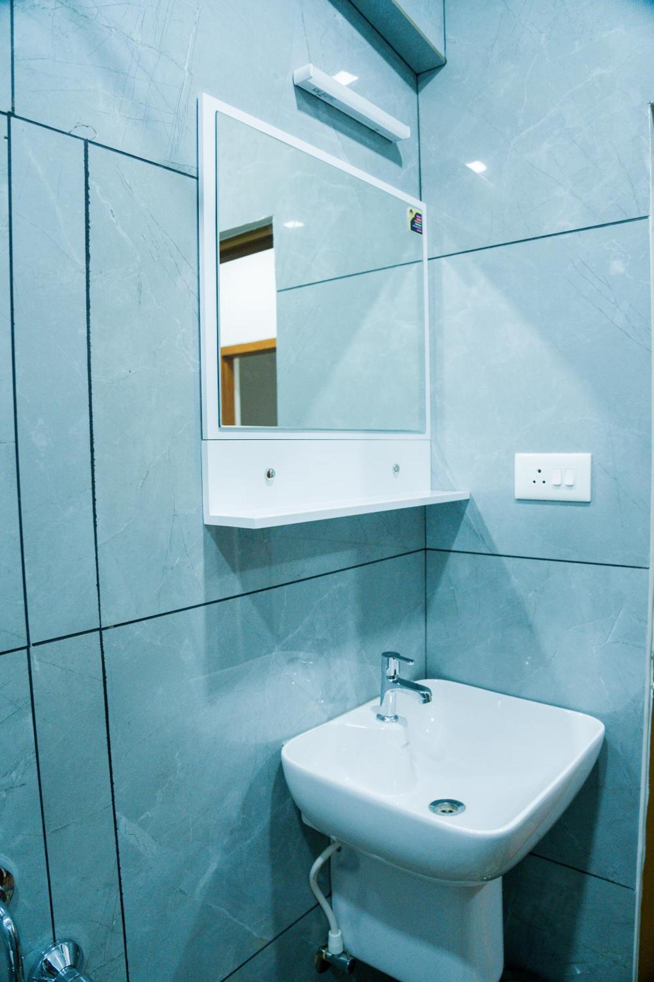 Hotel Fly View Airport Residency Nedumbassery Esterno foto