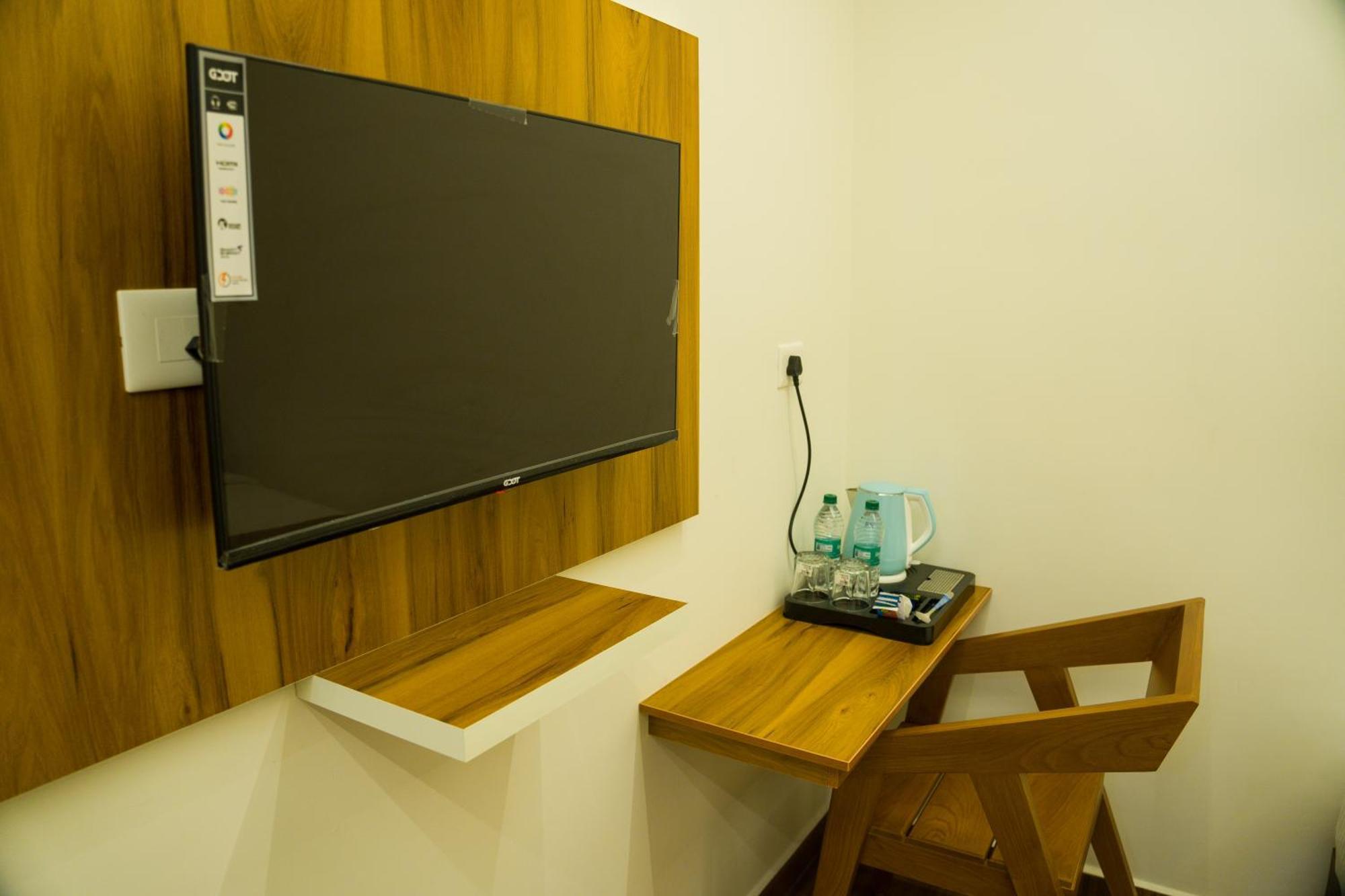 Hotel Fly View Airport Residency Nedumbassery Esterno foto