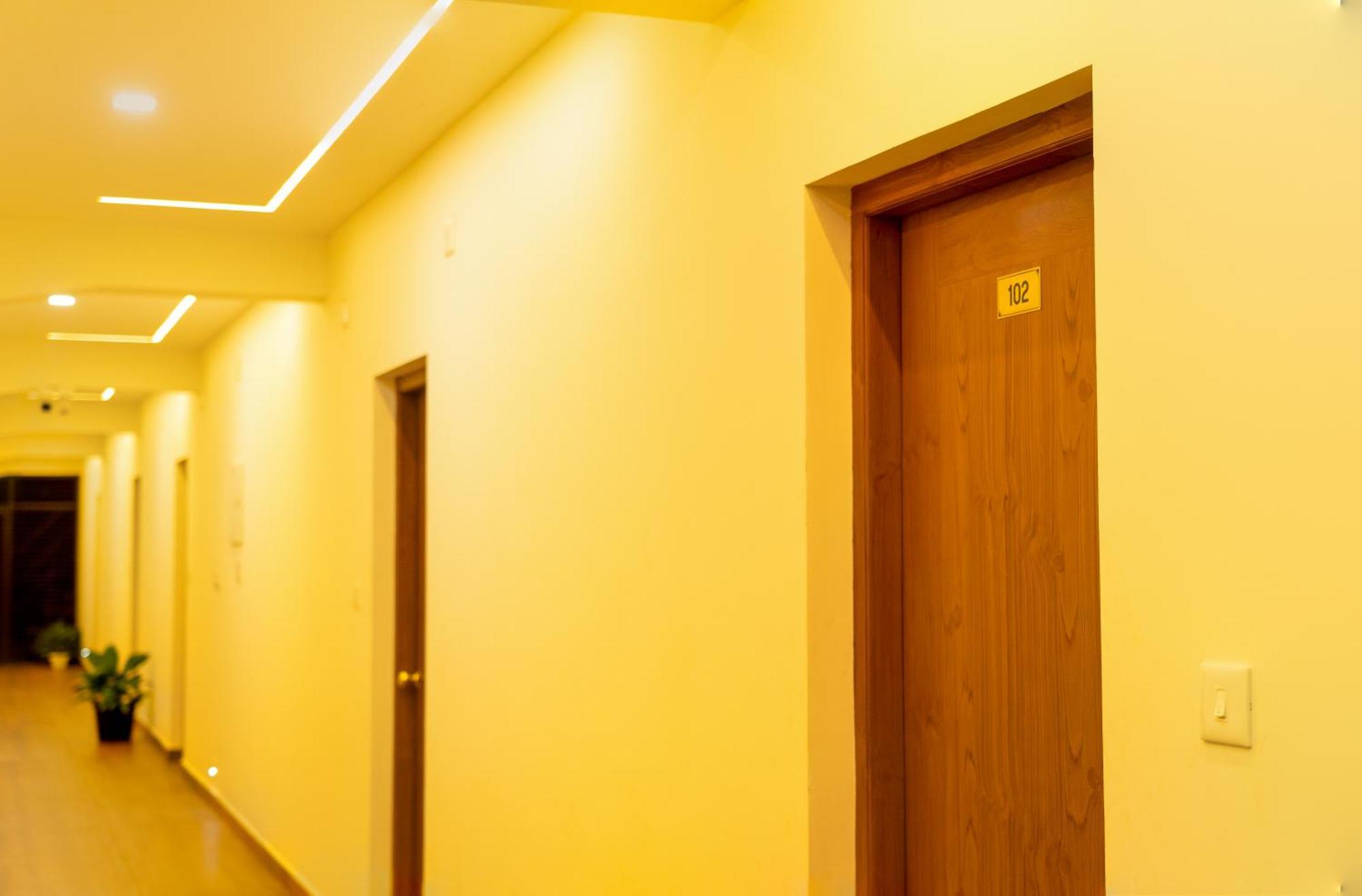 Hotel Fly View Airport Residency Nedumbassery Esterno foto