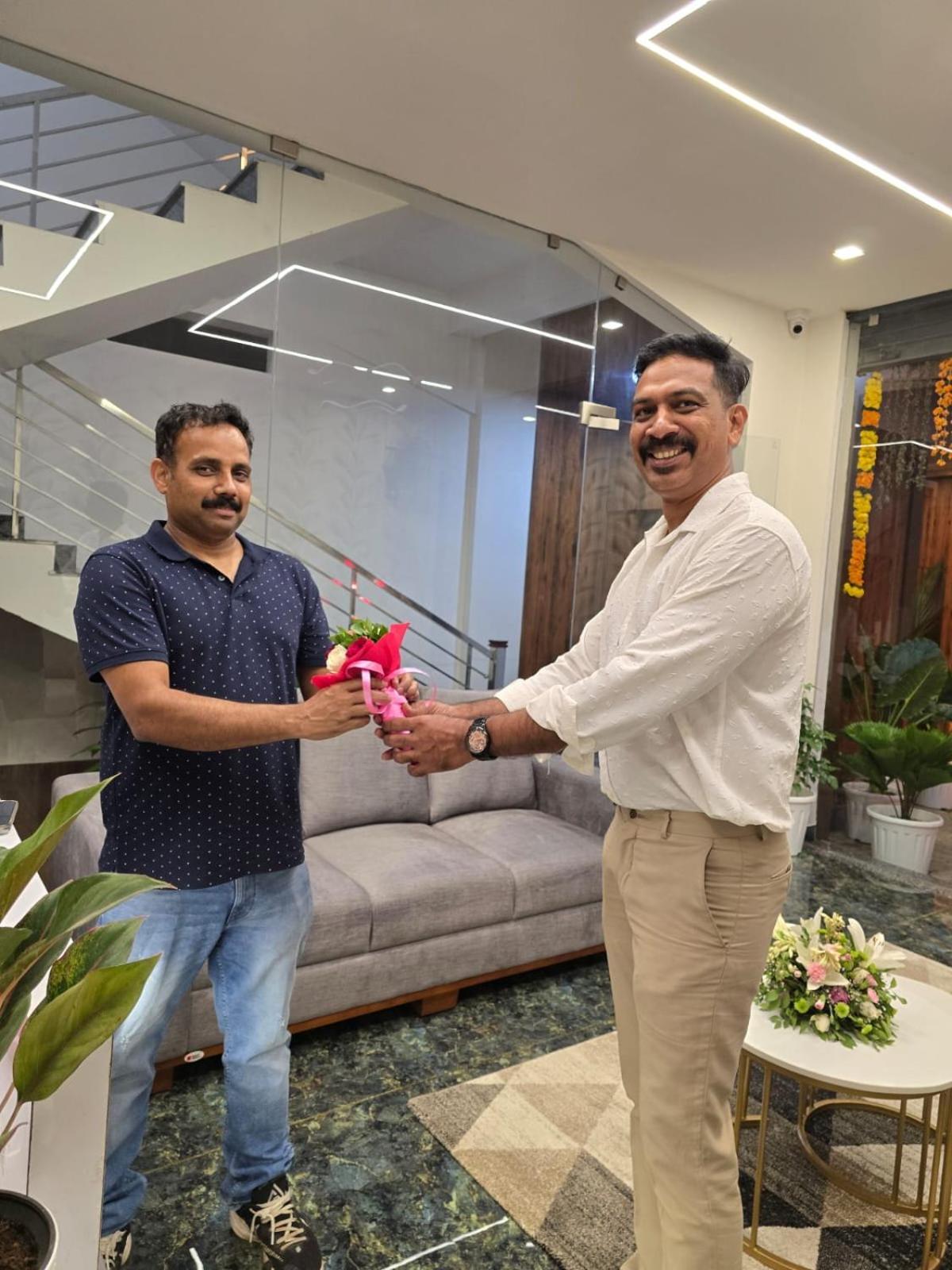 Hotel Fly View Airport Residency Nedumbassery Esterno foto